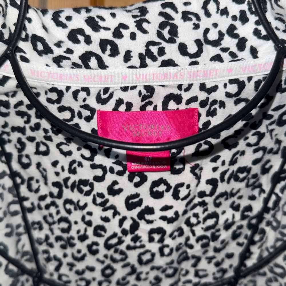 Victoria's Secret Women Sleepwear  Leopard Print Tunic  Dress Button Up small - Picture 4 of 6